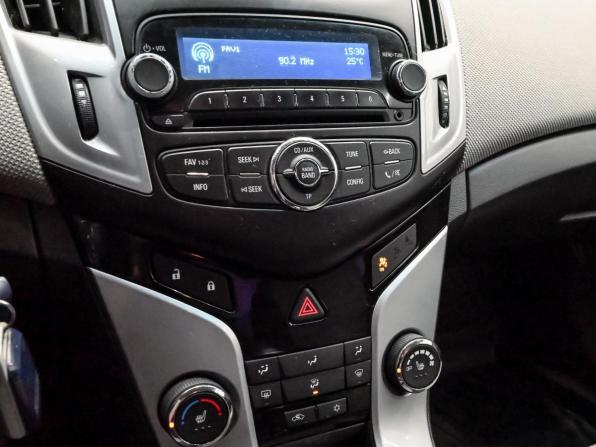 Chevrolet Cruze I Рестайлинг с пробегом 2013 года, цена 1 000 000 рублей, 70182 км, седан, Автокод Объявления