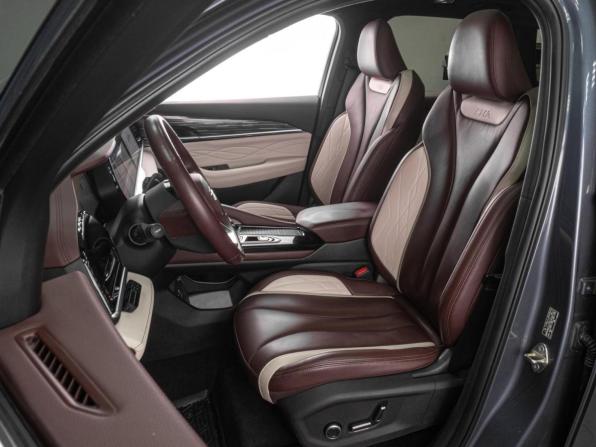 Geely Monjaro I с пробегом 2023 года, цена 2 944 000 рублей, 108660 км, внедорожник, Автокод Объявления