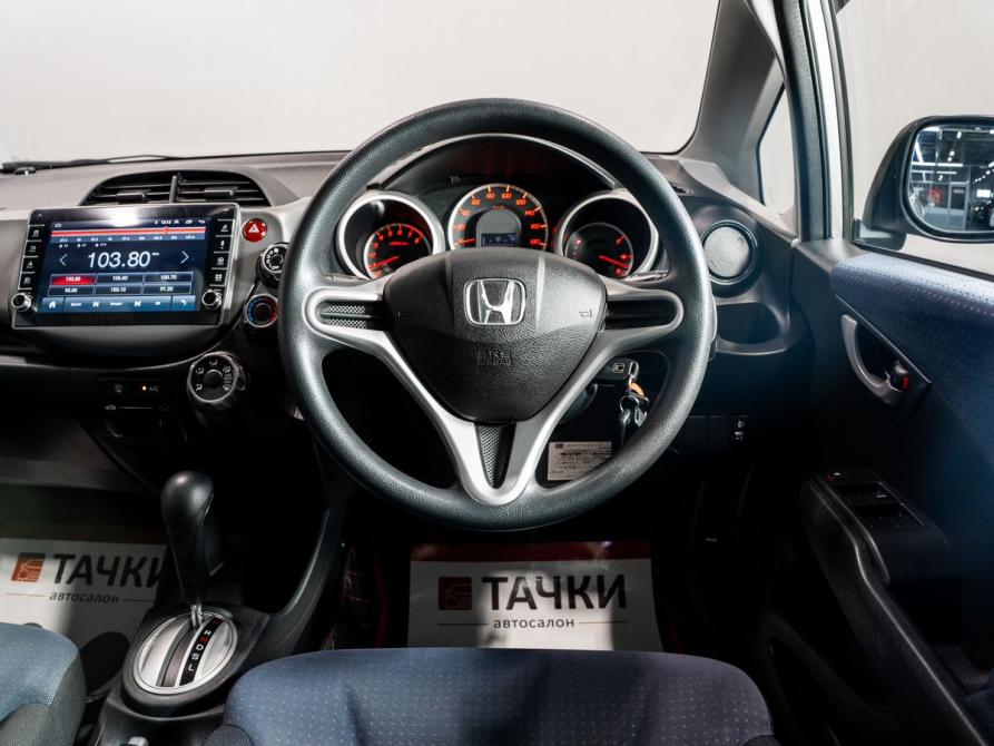 Honda Fit II Чита  - изображение 8