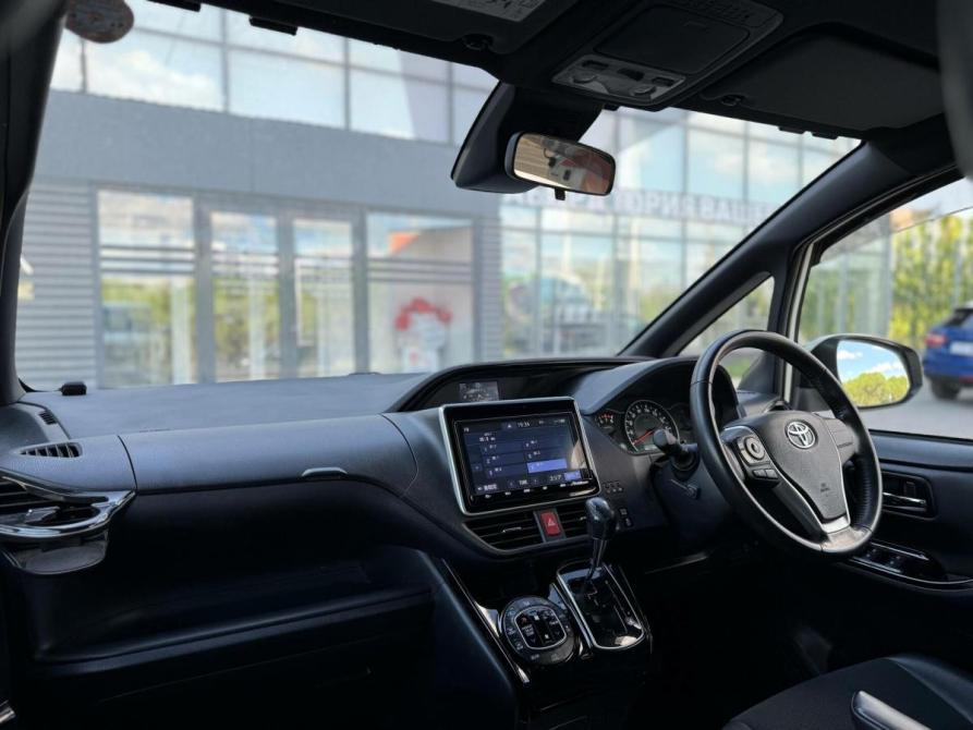 Toyota Noah III (R80) Рестайлинг Омск  - изображение 29