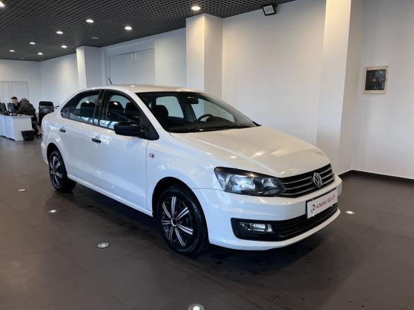 Volkswagen Polo V Рестайлинг с пробегом 2017 года, цена 1 250 000 рублей, 82650 км, седан, Автокод Объявления