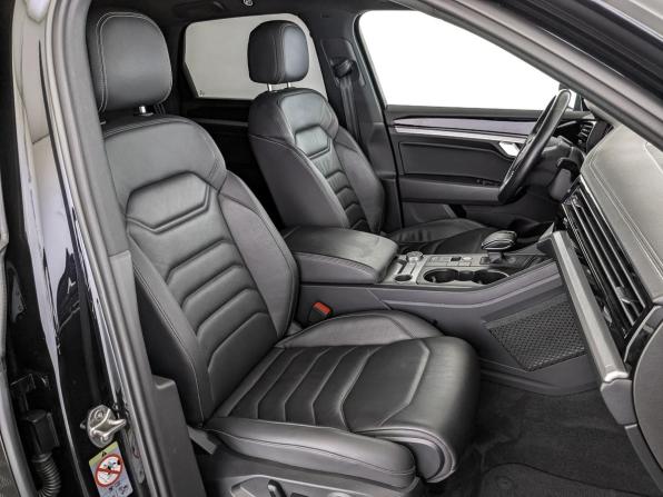 Volkswagen Touareg III с пробегом 2018 года, цена 5 217 500 рублей, 96155 км, внедорожник, Автокод Объявления