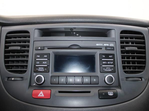 Kia Rio II Рестайлинг с пробегом 2010 года, цена 579 900 рублей, 208583 км, хэтчбек, Автокод Объявления