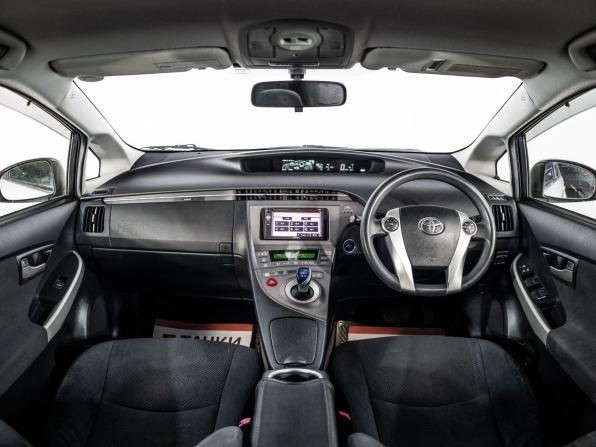 Toyota Prius III Рестайлинг (XW30) с пробегом 2012 года, цена 1 285 000 рублей, 161649 км, лифтбек, Автокод Объявления