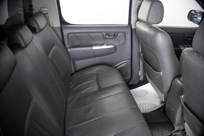 Toyota Hilux VII Рестайлинг с пробегом 2012 года, цена 1 649 000 рублей, 333265 км, offers.body_type.unknown, Автокод Объявления