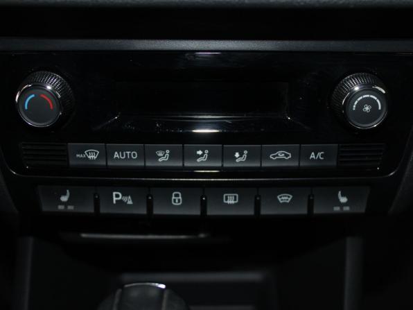 Volkswagen Polo VI с пробегом 2021 года, цена 1 799 900 рублей, 105200 км, лифтбек, Автокод Объявления