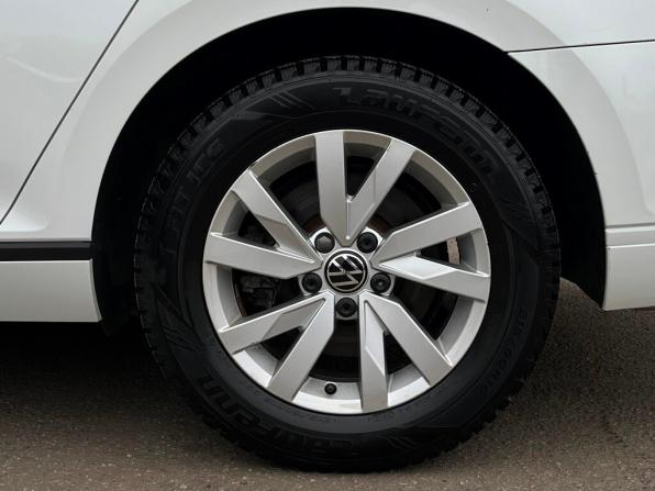 Volkswagen Passat B8 Рестайлинг с пробегом 2020 года, цена 2 422 100 рублей, 56638 км, седан, Автокод Объявления