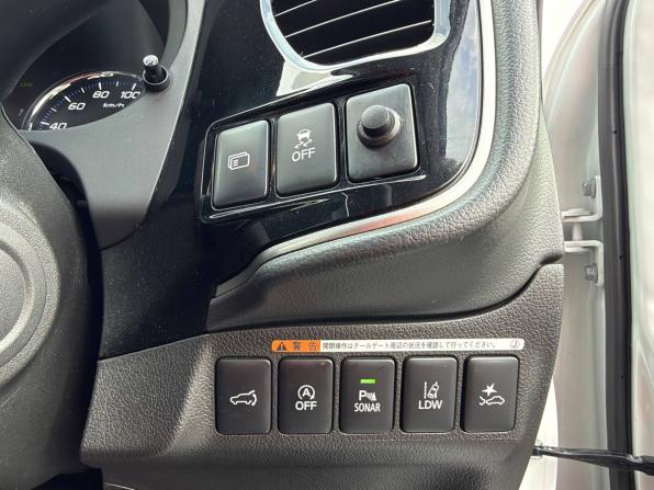 Mitsubishi Outlander III Рестайлинг 3 с пробегом 2019 года, цена 1 985 000 рублей, 180000 км, внедорожник, Автокод Объявления