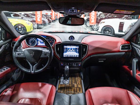 Maserati Ghibli III Рестайлинг с пробегом 2019 года, цена 5 500 000 рублей, 53026 км, седан, Автокод Объявления