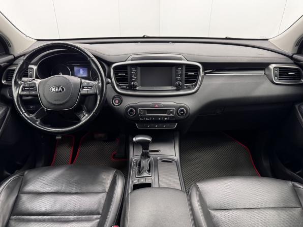 Kia Sorento III Prime Рестайлинг с пробегом 2018 года, цена 2 650 000 рублей, 187256 км, внедорожник, Автокод Объявления