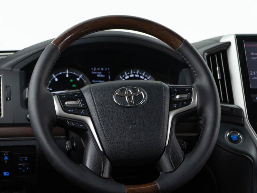 Toyota Land Cruiser 200 Series Рестайлинг 2 Москва  - изображение 13