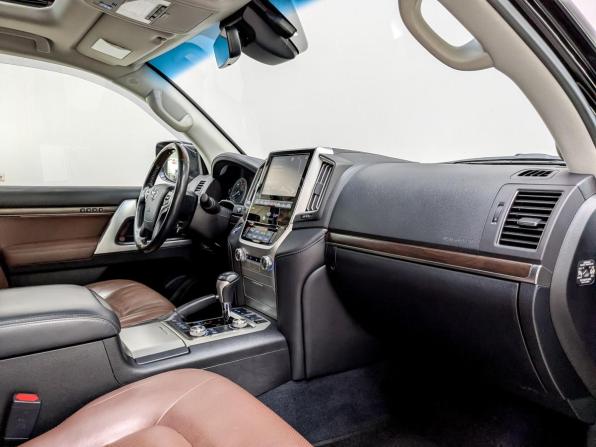 Toyota Land Cruiser 200 Series Рестайлинг 2 с пробегом 2016 года, цена 5 800 000 рублей, 153155 км, внедорожник, Автокод Объявления