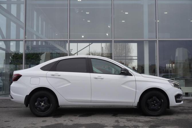 Lada (ВАЗ) Vesta I Рестайлинг (NG) с пробегом 2024 года, цена 1 229 000 рублей, 14645 км, седан, Автокод Объявления