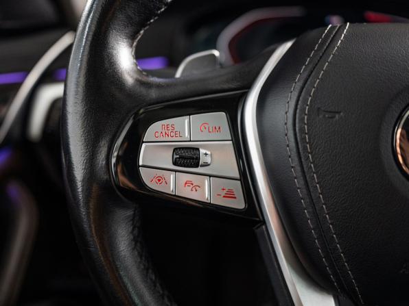 BMW 5 серии VII (G30/G31/G38) с пробегом 2019 года, цена 3 600 000 рублей, 117000 км, седан, Автокод Объявления