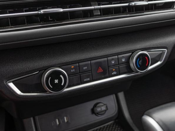 BAIC U5 Plus с пробегом 2023 года, цена 1 360 000 рублей, 6611 км, седан, Автокод Объявления