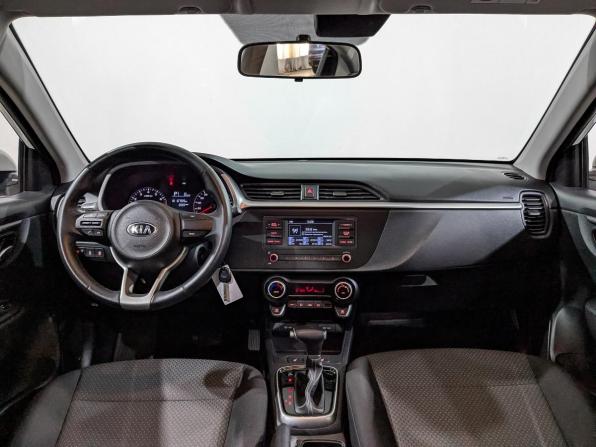 Kia Rio IV Рестайлинг с пробегом 2021 года, цена 1 690 000 рублей, 35810 км, седан, Автокод Объявления