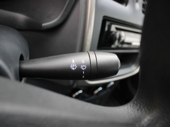 Renault Logan II с пробегом 2018 года, цена 749 000 рублей, 93521 км, седан, Автокод Объявления