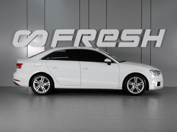 Audi A3 III (8V) Рестайлинг с пробегом 2017 года, цена 2 299 000 рублей, 122693 км, седан, Автокод Объявления
