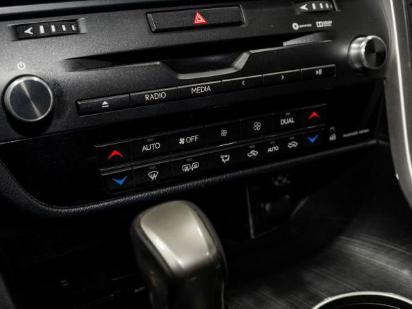 Lexus RX IV Рестайлинг с пробегом 2019 года, цена 4 630 000 рублей, 90885 км, внедорожник, Автокод Объявления