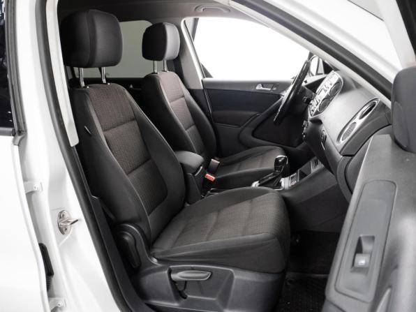 Volkswagen Tiguan I Рестайлинг с пробегом 2013 года, цена 1 370 000 рублей, 211960 км, внедорожник, Автокод Объявления