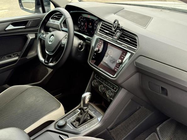 Volkswagen Tiguan II с пробегом 2018 года, цена 2 537 000 рублей, 130239 км, внедорожник, Автокод Объявления