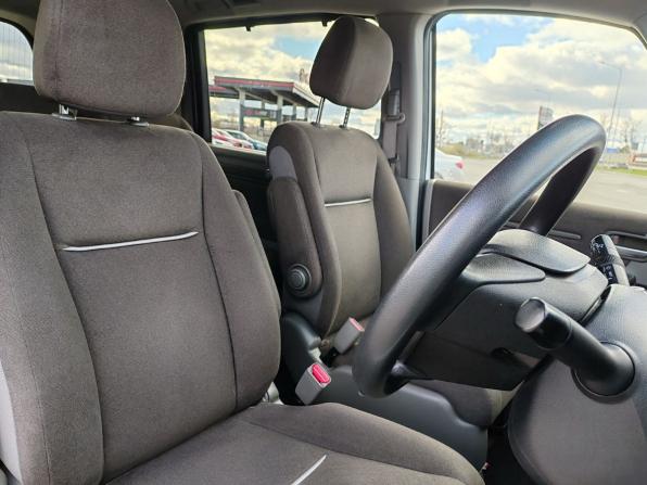 Honda Stepwgn V с пробегом 2015 года, цена 1 659 000 рублей, 136010 км, минивэн, Автокод Объявления