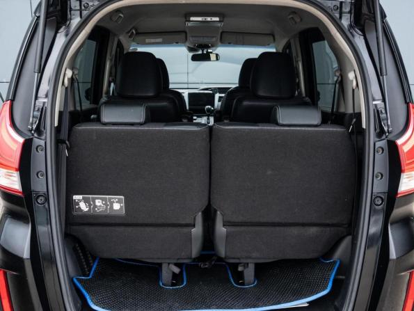 Honda Freed II с пробегом 2018 года, цена 1 540 000 рублей, 179124 км, компактвэн, Автокод Объявления
