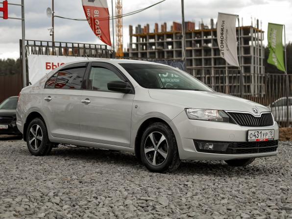 Skoda Rapid I с пробегом 2016 года, цена 1 049 000 рублей, 93757 км, лифтбек, Автокод Объявления