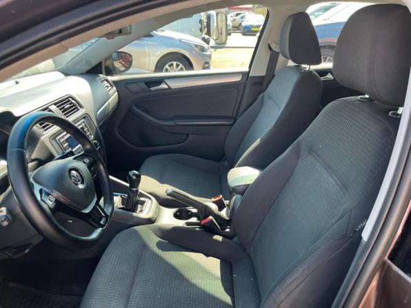 Volkswagen Jetta VI Рестайлинг с пробегом 2014 года, цена 1 050 000 рублей, 246752 км, седан, Автокод Объявления