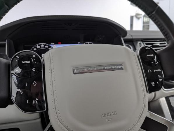 Land Rover Range Rover IV Рестайлинг с пробегом 2019 года, цена 7 950 000 рублей, 58806 км, внедорожник, Автокод Объявления