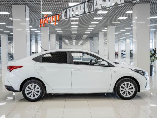Hyundai Solaris II Рестайлинг с пробегом 2020 года, цена 1 456 000 рублей, 51885 км, седан, Автокод Объявления