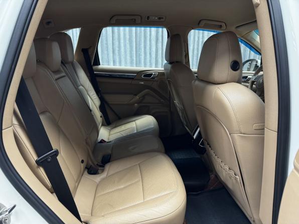 Porsche Cayenne II (958) с пробегом 2011 года, цена 2 550 000 рублей, 246269 км, внедорожник, Автокод Объявления