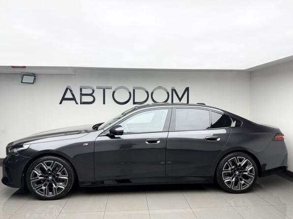 BMW 5 серии VIII (G60/G61/G68) с пробегом 2025 года, цена 8 529 000 рублей, 18546 км, седан, Автокод Объявления