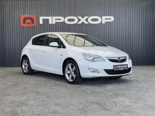 Opel Astra J с пробегом 2011 года, цена 507 000 рублей, 183102 км, хэтчбек, Автокод Объявления