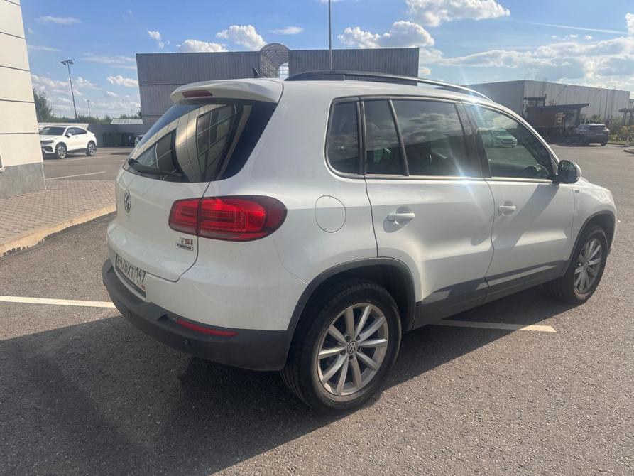 Volkswagen Tiguan I Рестайлинг Санкт-Петербург  - изображение 3