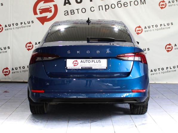 Skoda Octavia IV (A8) с пробегом 2021 года, цена 2 599 000 рублей, 52000 км, лифтбек, Автокод Объявления