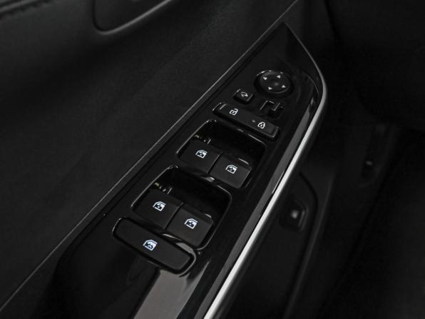 Hyundai Custo I Рестайлинг с пробегом 2025 года, цена 4 380 000 рублей, 23889 км, минивэн, Автокод Объявления