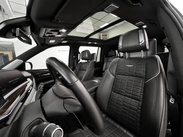 Cadillac Escalade V с пробегом 2023 года, цена 12 995 000 рублей, 87189 км, внедорожник, Автокод Объявления