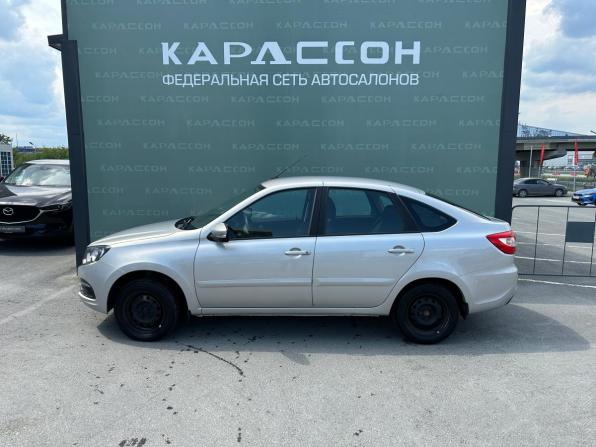 Lada (ВАЗ) Granta I Рестайлинг с пробегом 2022 года, цена 700 000 рублей, 60000 км, хэтчбек, Автокод Объявления
