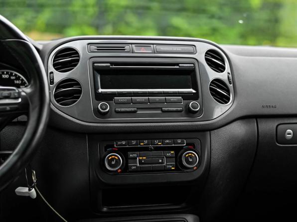 Volkswagen Tiguan I Рестайлинг с пробегом 2014 года, цена 1 140 000 рублей, 173212 км, внедорожник, Автокод Объявления