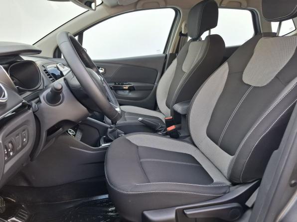 Renault Kaptur I Рестайлинг с пробегом 2021 года, цена 1 750 000 рублей, 18800 км, внедорожник, Автокод Объявления
