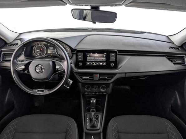 Skoda Rapid II с пробегом 2022 года, цена 1 650 000 рублей, 76968 км, лифтбек, Автокод Объявления