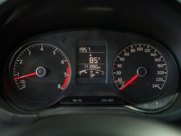 Volkswagen Polo V Рестайлинг с пробегом 2019 года, цена 620 000 рублей, 171000 км, седан, Автокод Объявления