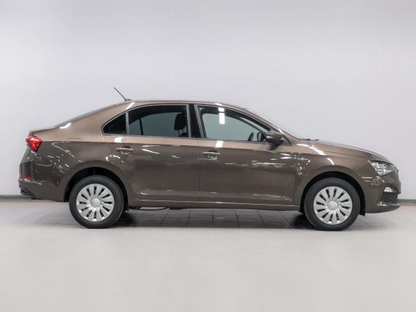 Skoda Rapid II с пробегом 2022 года, цена 1 770 000 рублей, 39718 км, лифтбек, Автокод Объявления