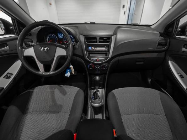 Hyundai Solaris I с пробегом 2013 года, цена 795 000 рублей, 149695 км, седан, Автокод Объявления
