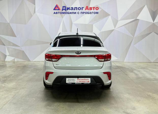 Kia Rio IV с пробегом 2018 года, цена 1 310 000 рублей, 76196 км, седан, Автокод Объявления