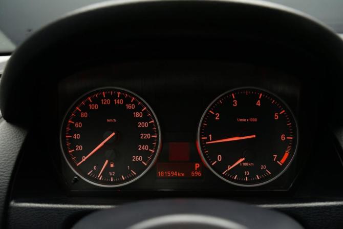 BMW X1 I (E84) Рестайлинг с пробегом 2013 года, цена 1 297 000 рублей, 181000 км, внедорожник, Автокод Объявления
