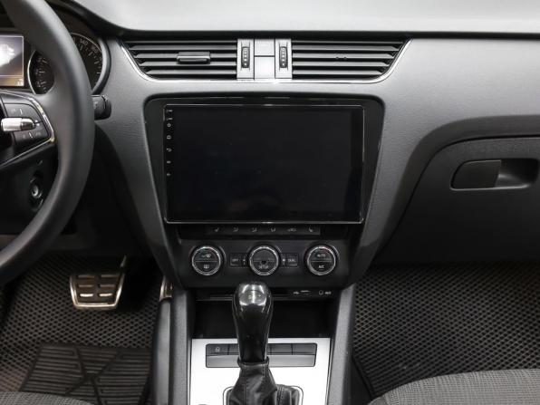 Skoda Octavia III (A7) с пробегом 2013 года, цена 1 198 000 рублей, 180000 км, лифтбек, Автокод Объявления