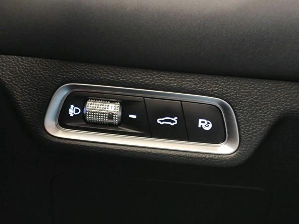 Geely Coolray I Рестайлинг с пробегом 2024 года, цена 2 219 000 рублей, 39268 км, внедорожник, Автокод Объявления