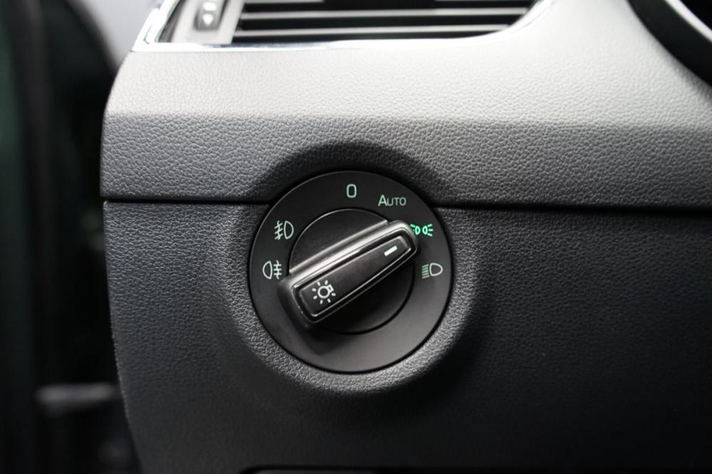 Skoda Octavia III (A7) Рестайлинг Крым  - изображение 12